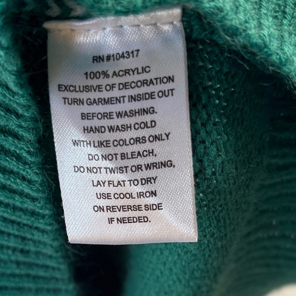 With Love Derrick Flamingo Green Christmas Sweater Women’s Small Style #104317 - Picture 8 of 11